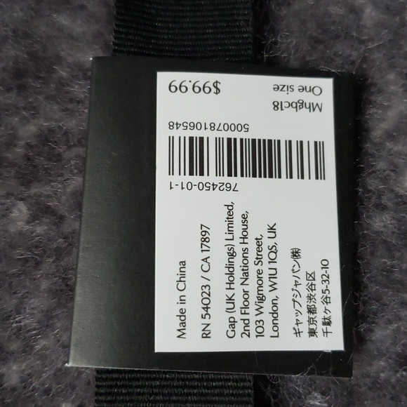 Banana Republic 50" x 60" Soft Blanket NWT Gray White - Picture 9 of 13